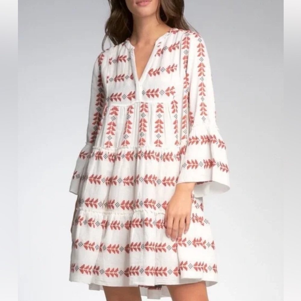 Elan Charlie dress with Aztec print Size Medium New with tag